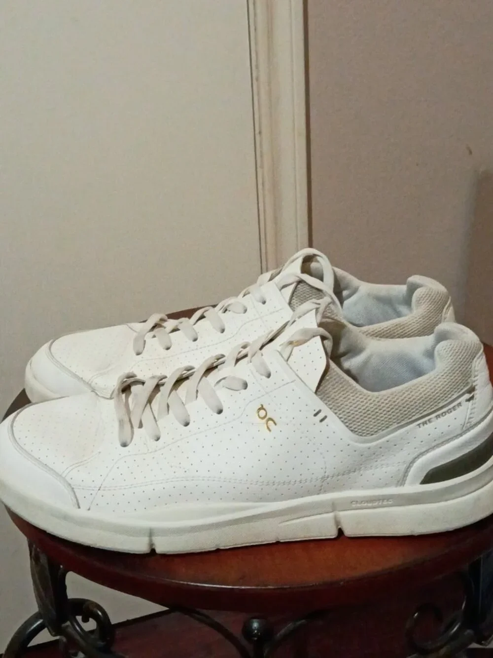 On Cloud The Roger Centre Court Men's Size 10.5 Sneakers White/Grey